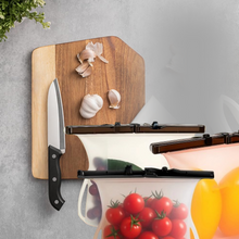 Eco-Friendly Food Storage: Reusable Silicone Bags (3-Pack) - Leakproof & Safe