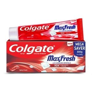 Colgate Max Fresh Spicy Fresh Red Gel Toothpaste 150 g (Pack of 2)